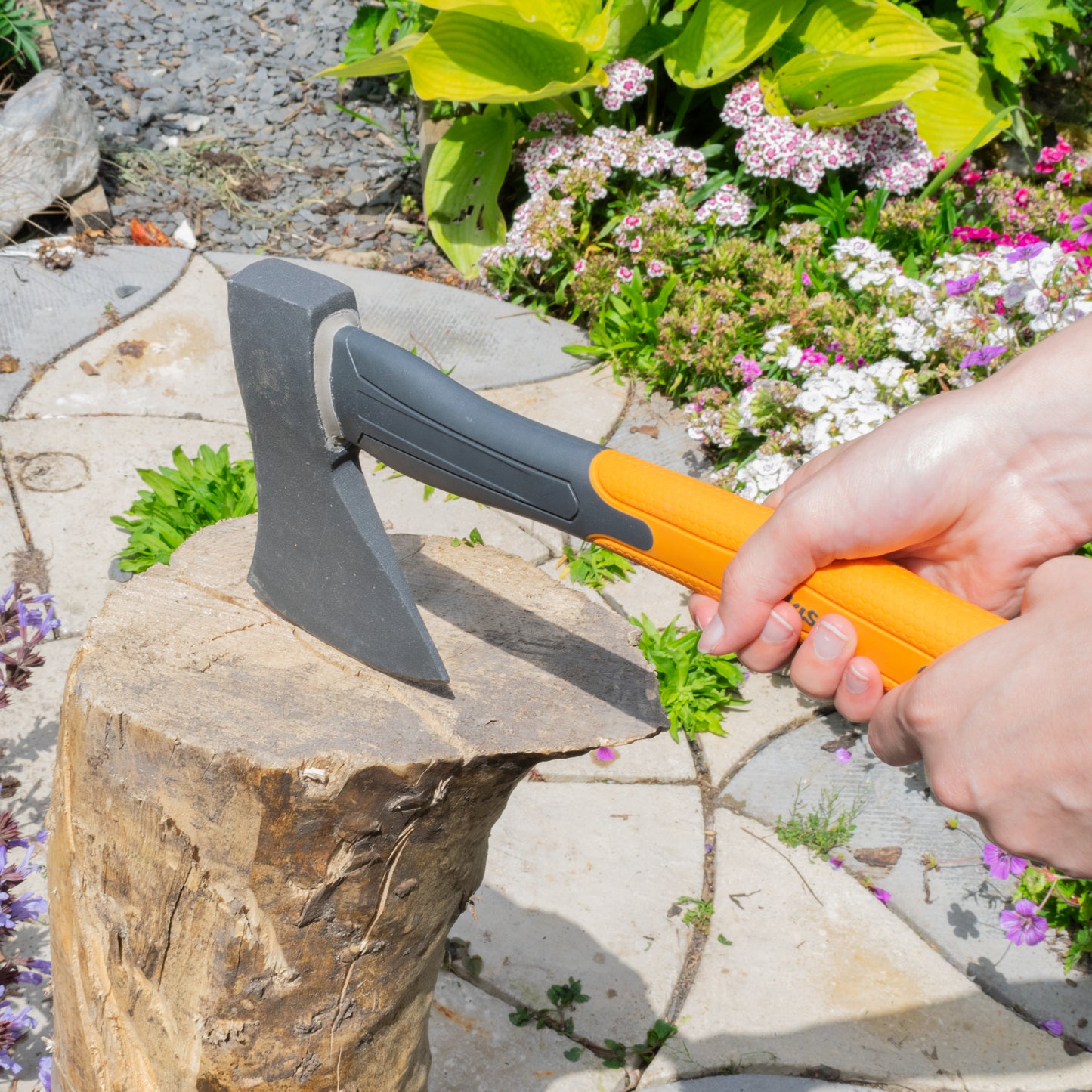 Universal Fiberglass Axe 1000g
