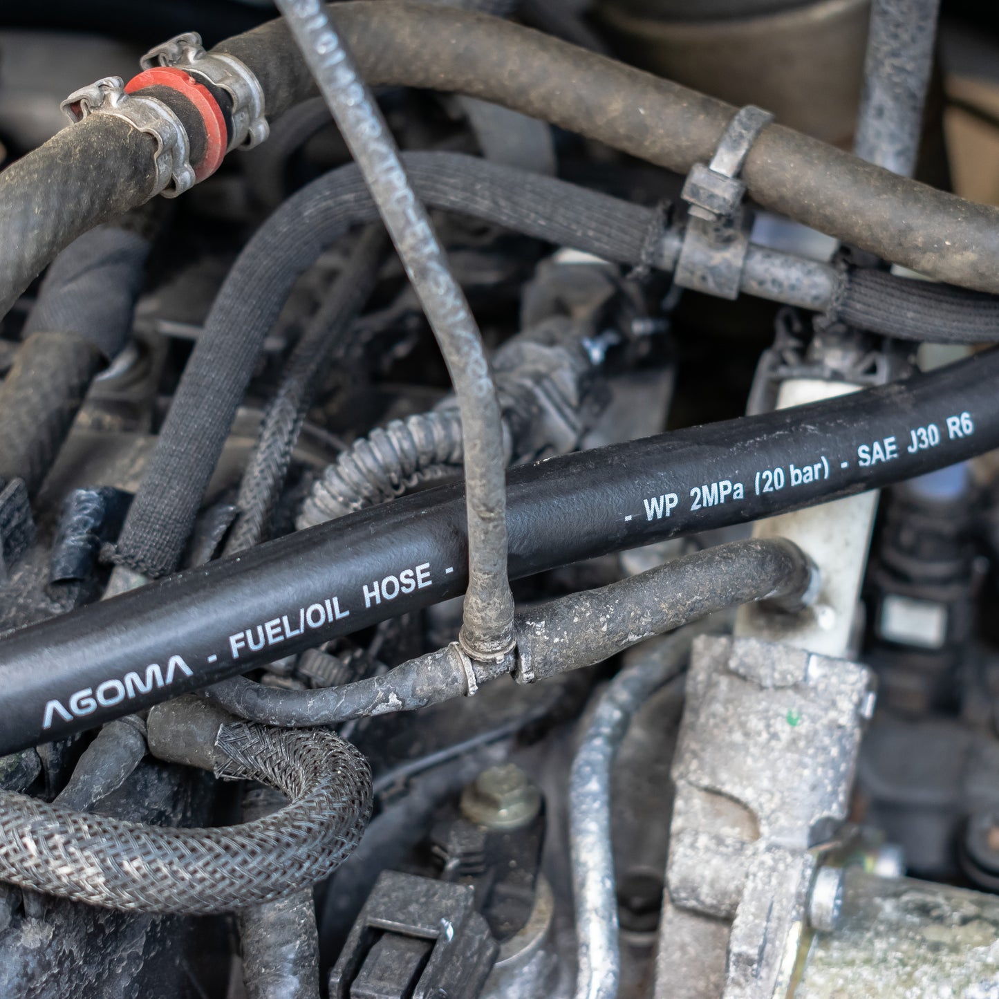 Rubber 3.2mm Braided Fuel, Oil Hose SAE J30 R6