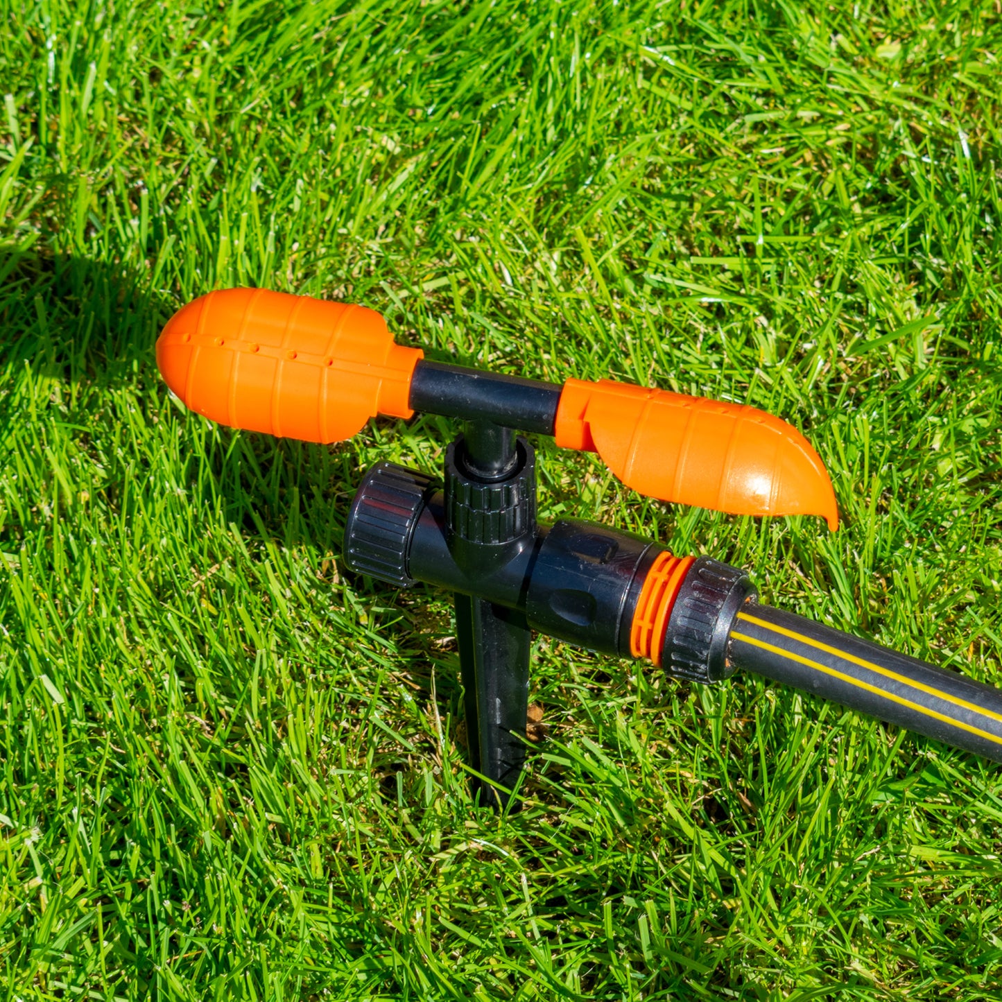 Rotary 2-Arm Leaf Sprinkler On Spike