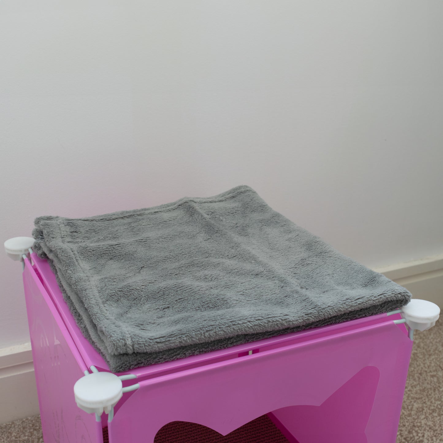 Kitty Cubby Cat Cube Play House MINI