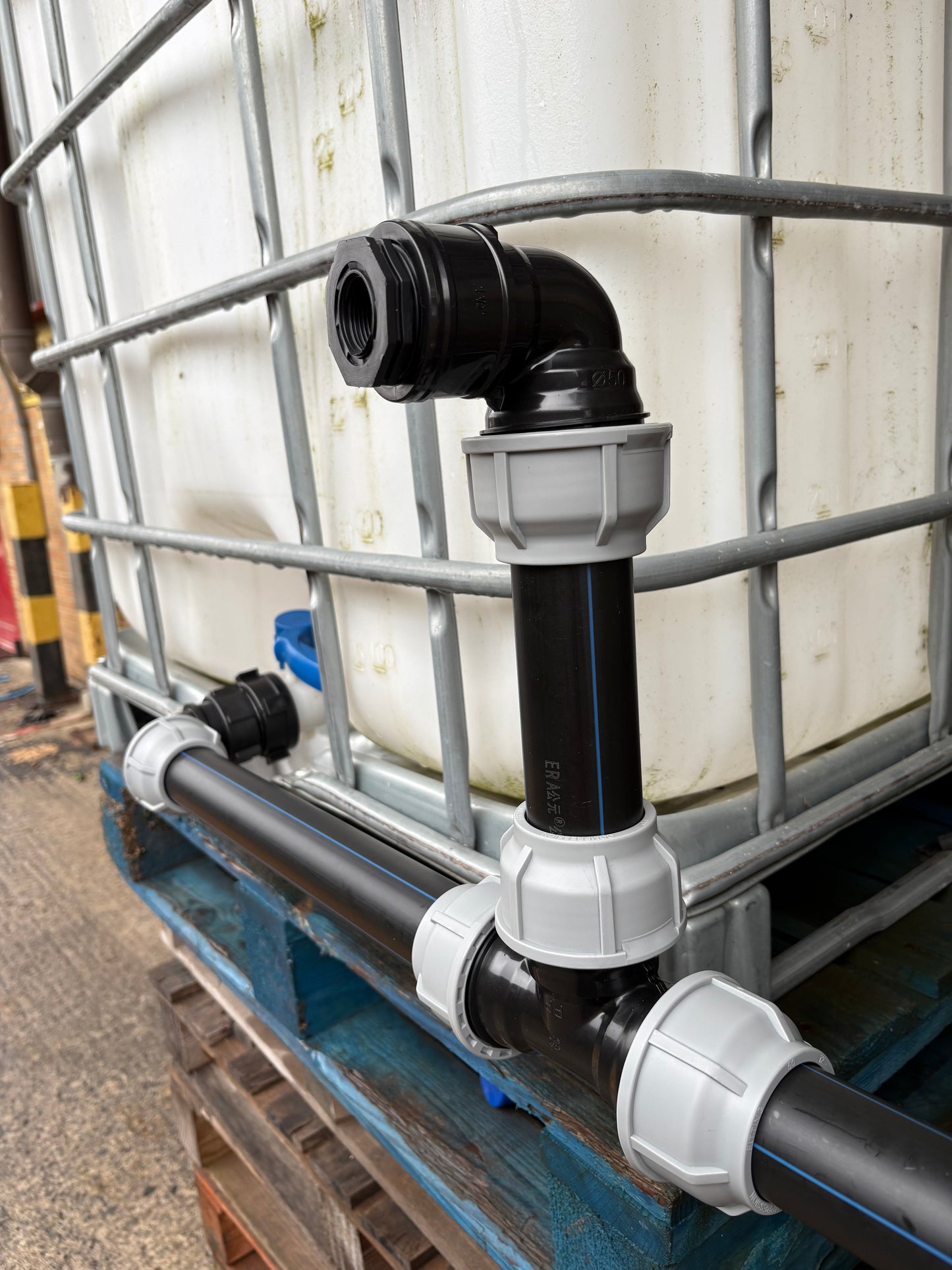 IBC 3-tank joining kit via 50 mm pipe