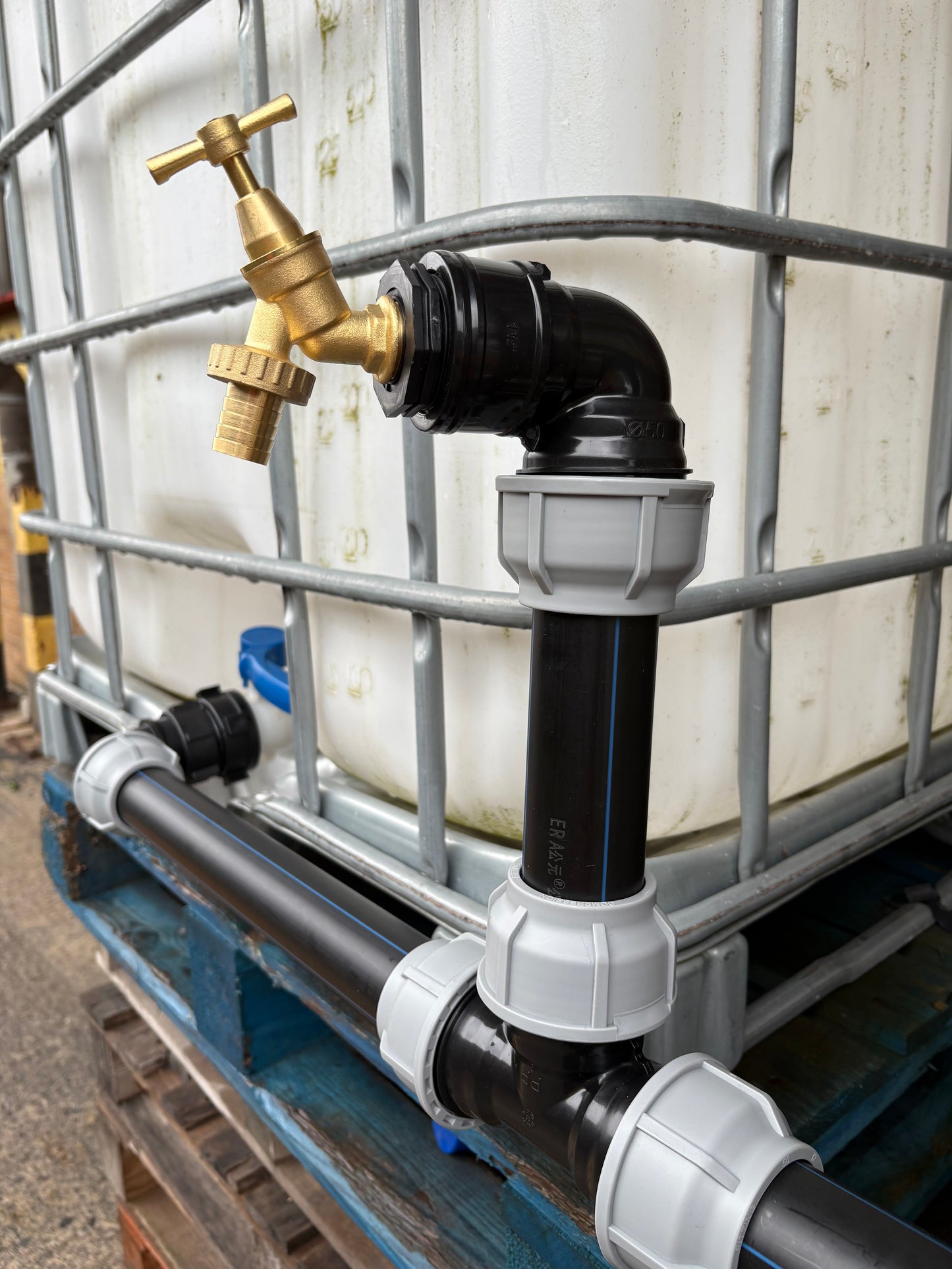 IBC 3-tank joining kit via 50 mm pipe