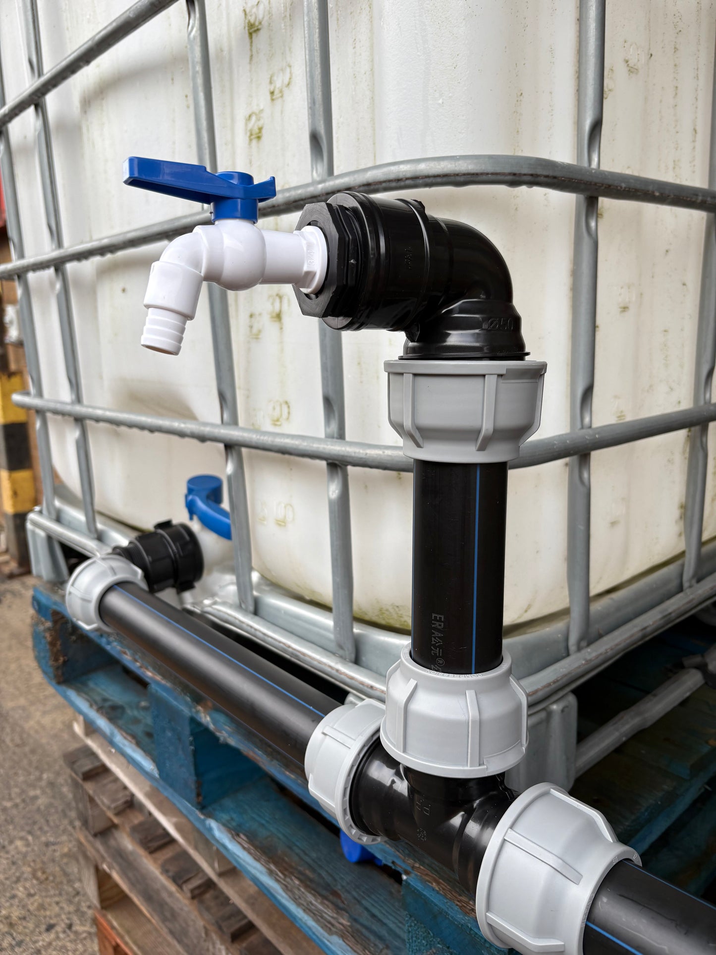 IBC 3-tank joining kit via 50 mm pipe